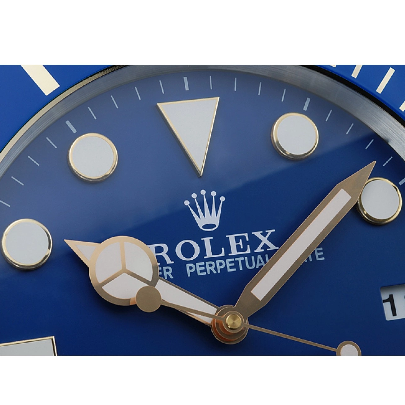 Aaa replica Submariner Clock Wall Blue Rolex 622475 0514